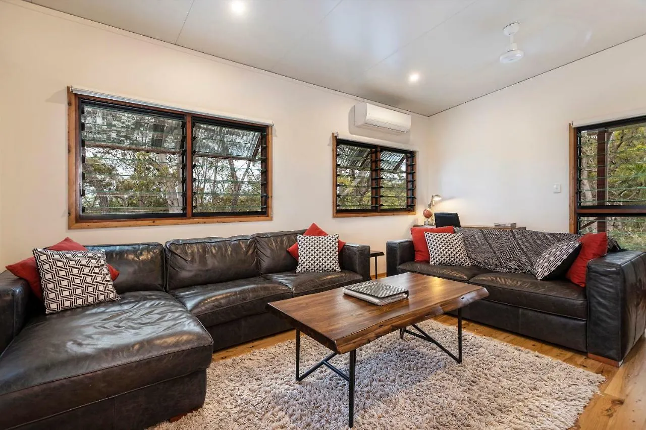 Nyaraló Little Mountain Retreat Villa Caloundra